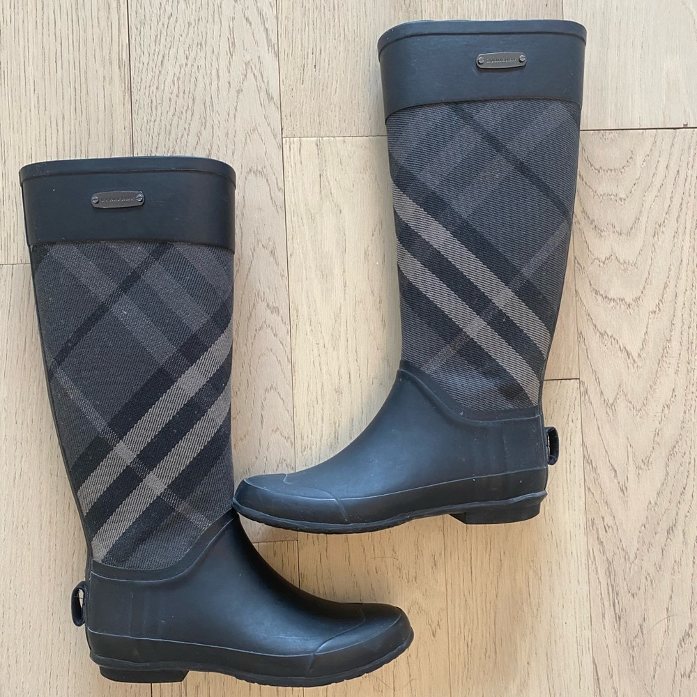 Burberry rain boots